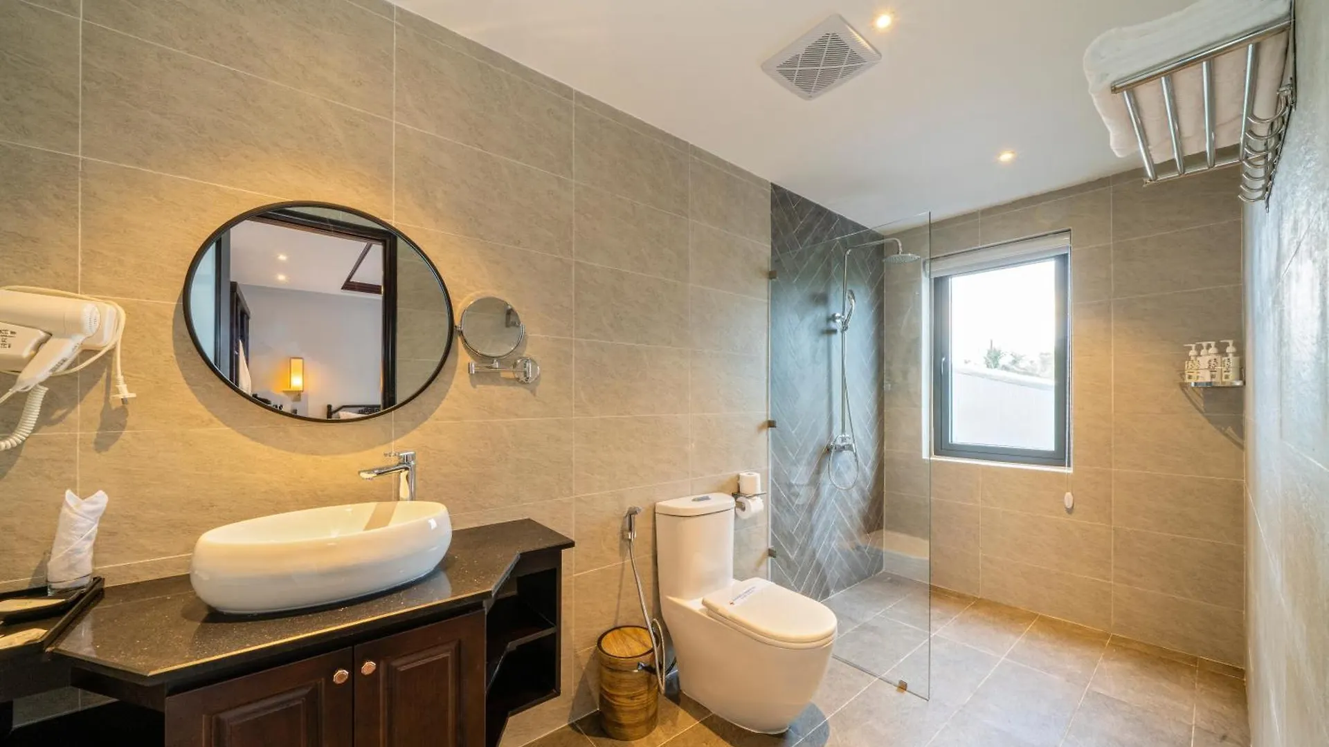 Eco Lux Riverside Hotel & Spa Hoi An 4*,  Vietnam