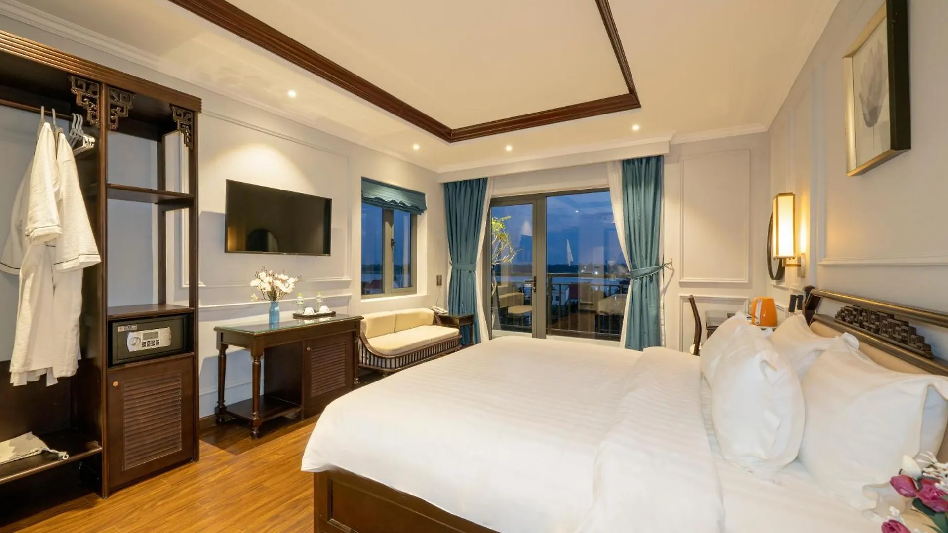 Eco Lux Riverside Hotel & Spa Hoi An